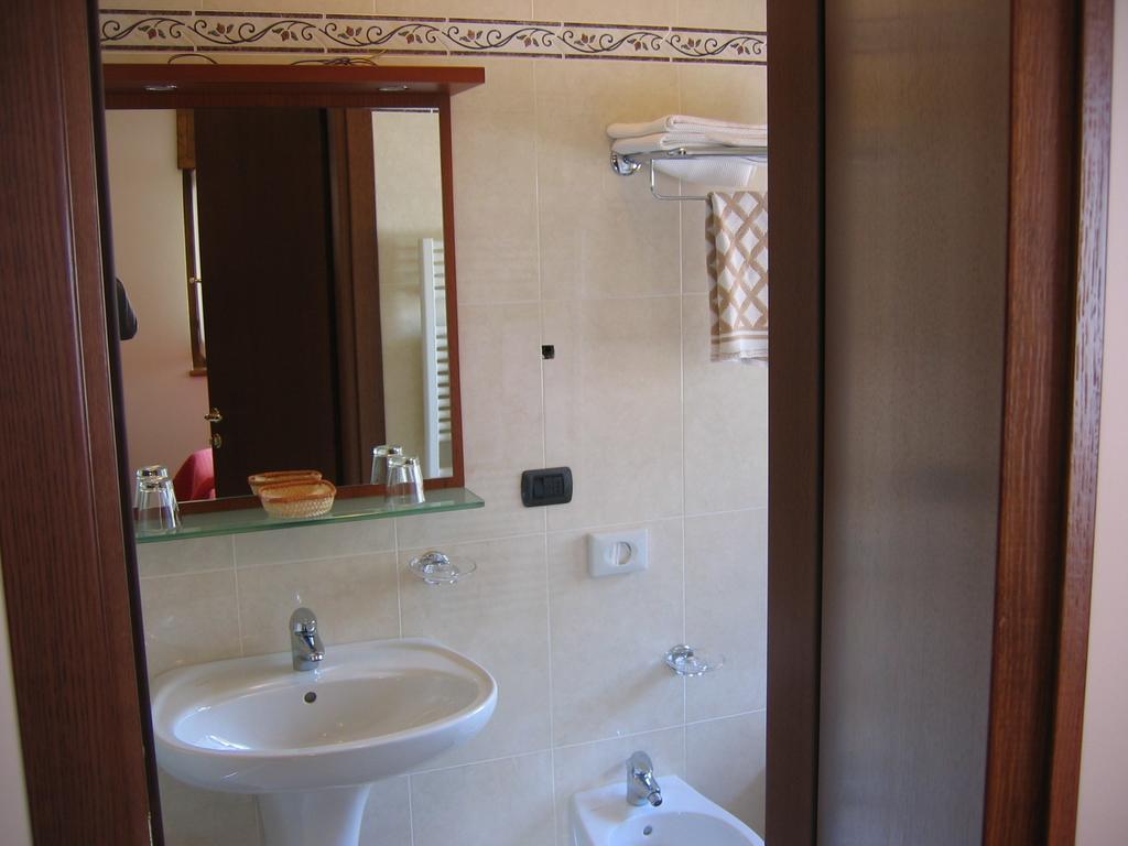 Albergo Esposito Barzio Camera foto